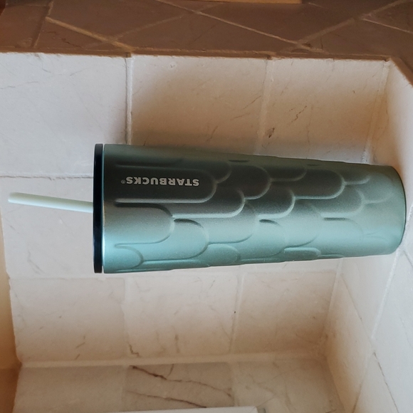 Starbucks 2022 spring teal// shimmer mermaid scales//stainless steel tumbler